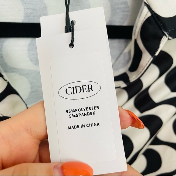 Cider Retro Print Button Down Shirt - Picture 8 of 8